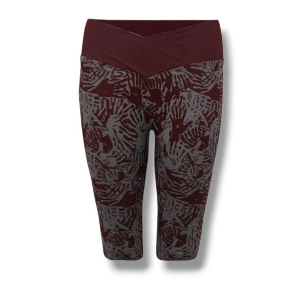 Astro Remiges Six Sense clairvoyant Compression workout Shorts Crimson Moonbeam - Picture 1 of 8